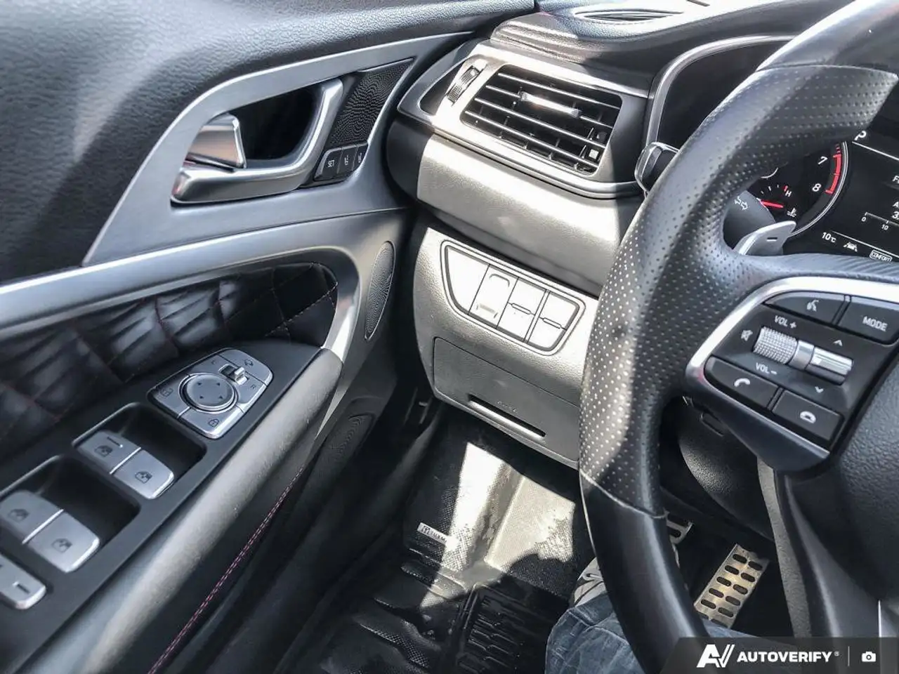 Genesis G70 fotografie Genesis G70