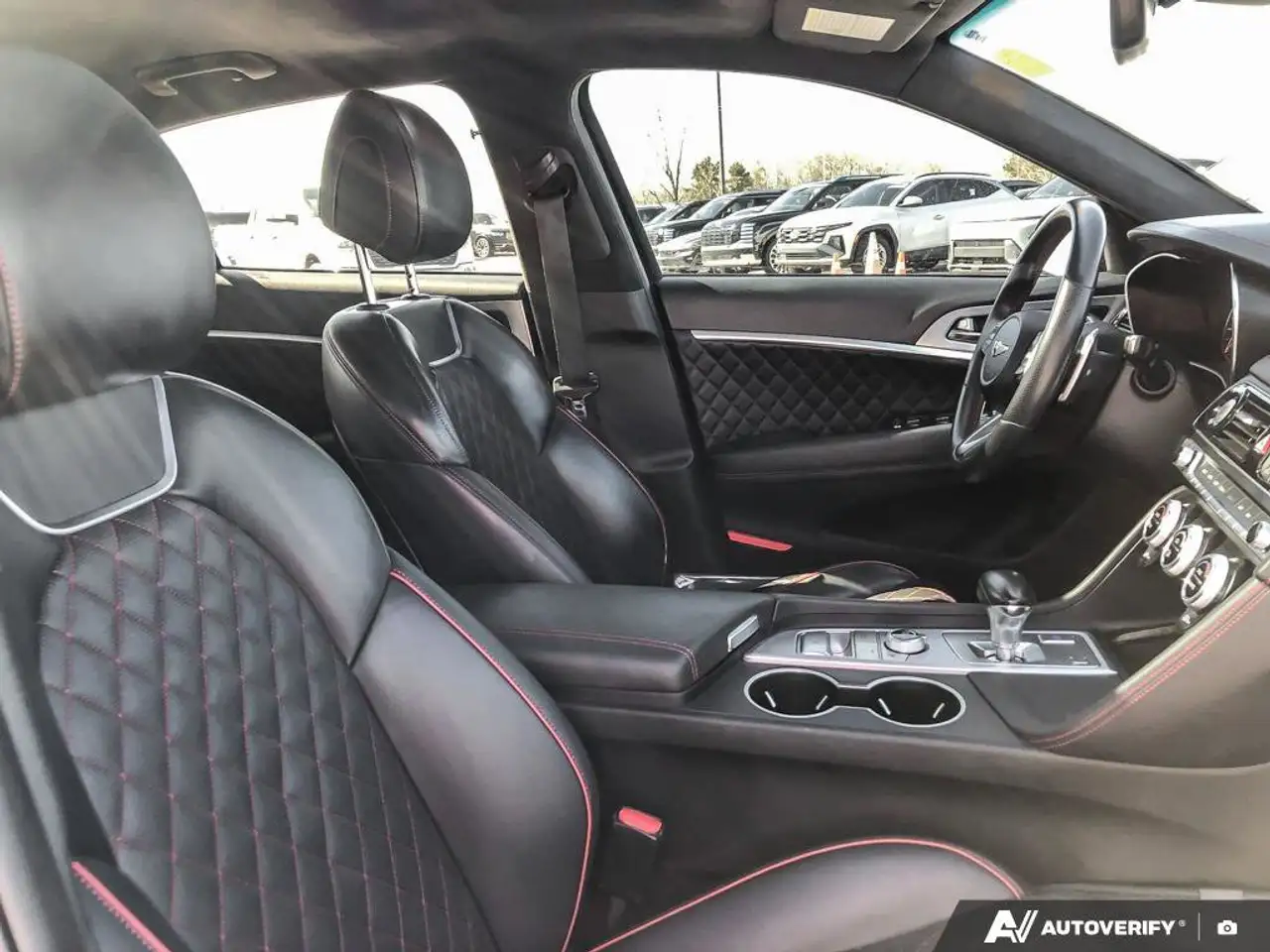 Genesis G70 fotografie Genesis G70