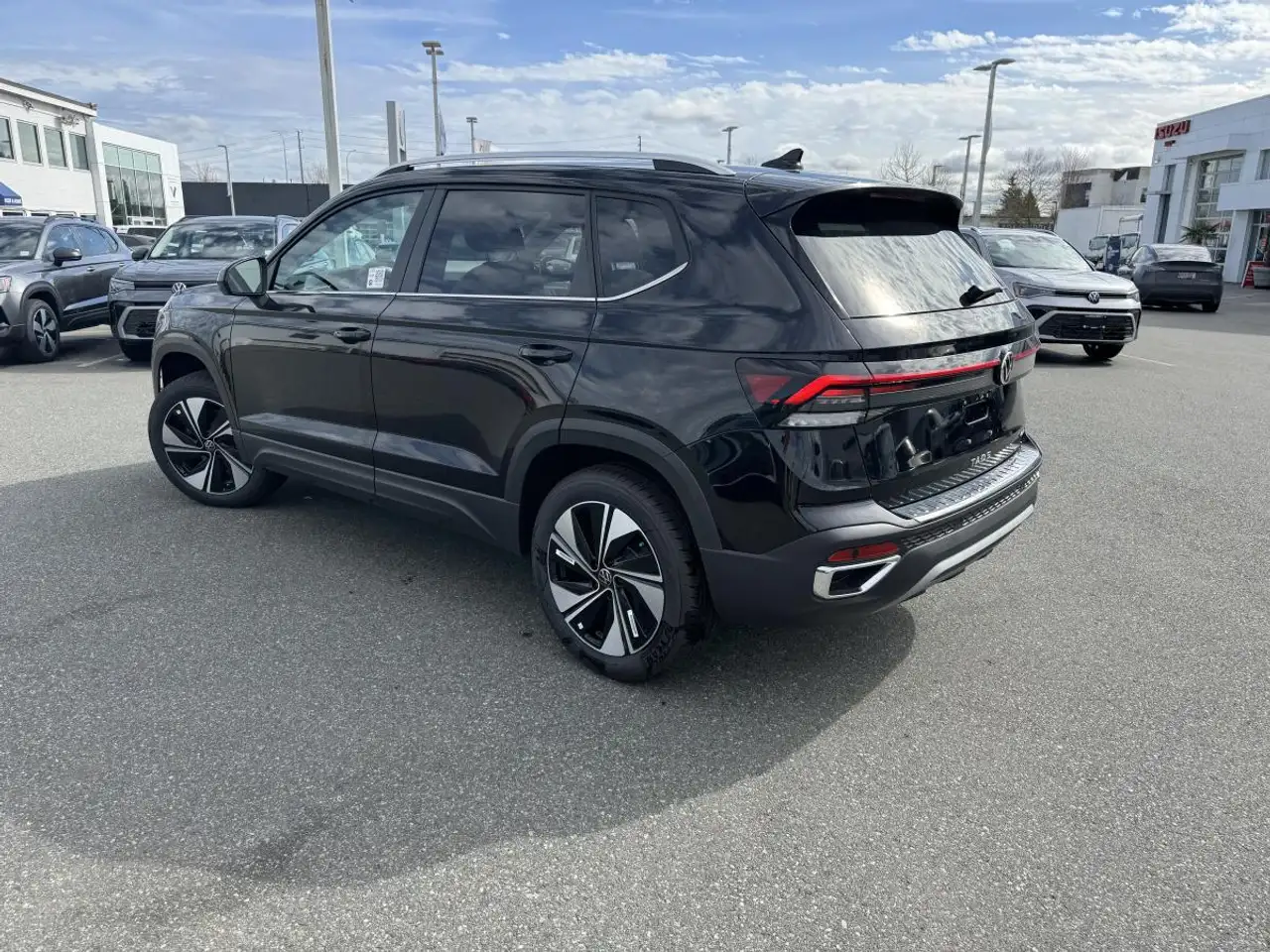 Volkswagen Taos снимка Volkswagen Taos