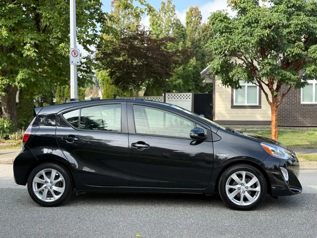 Toyota Prius c fotografie Toyota Prius c