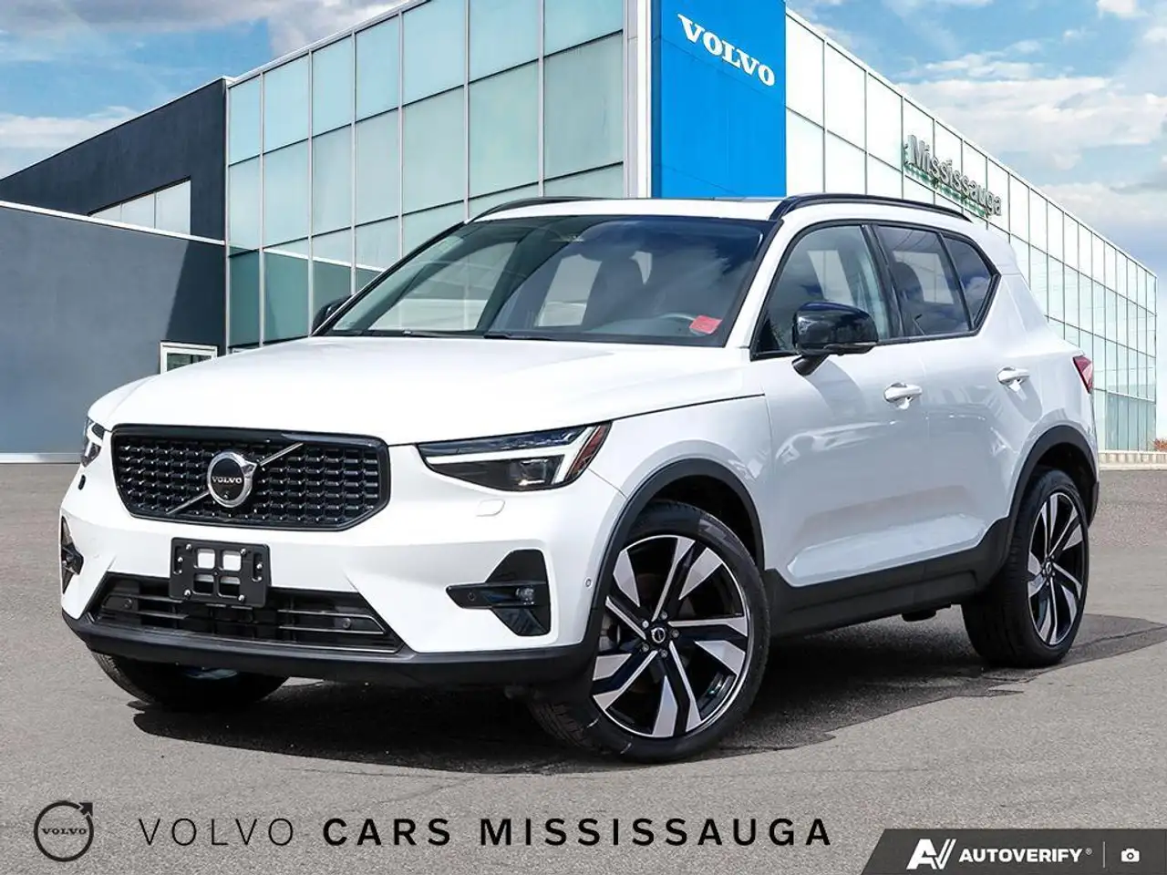 Volvo XC40 снимка Volvo XC40