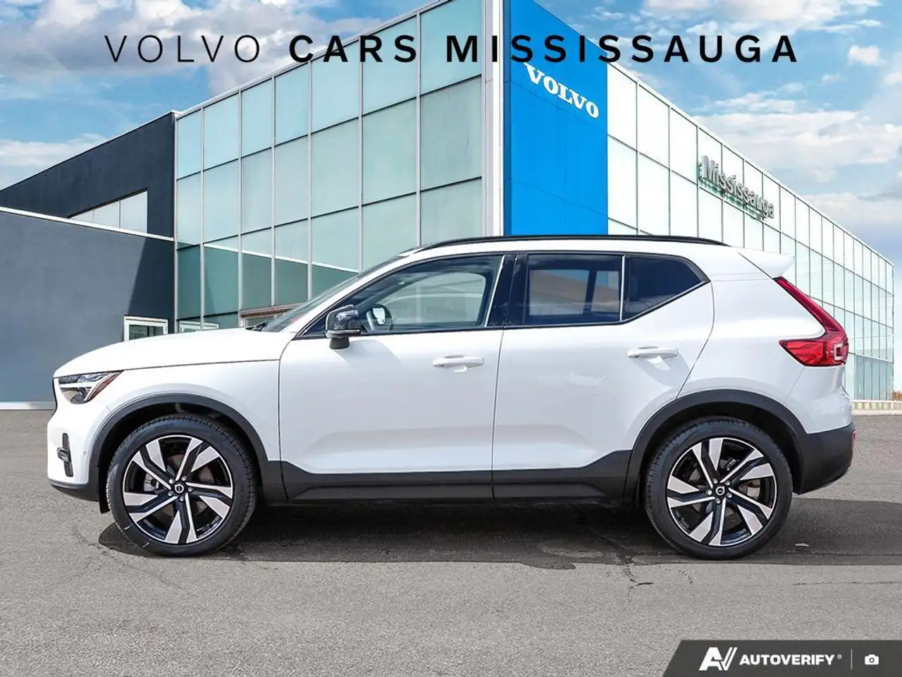 Volvo XC40 снимка Volvo XC40