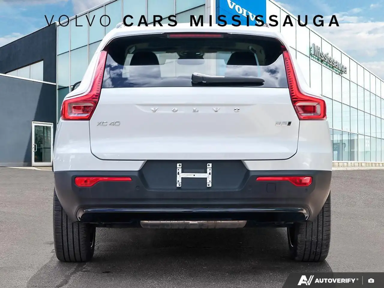 Volvo XC40 снимка Volvo XC40