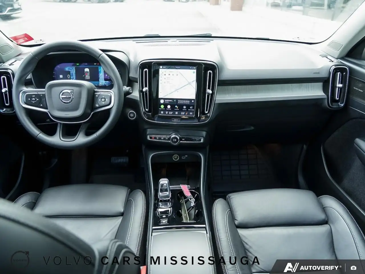 Volvo XC40 снимка Volvo XC40