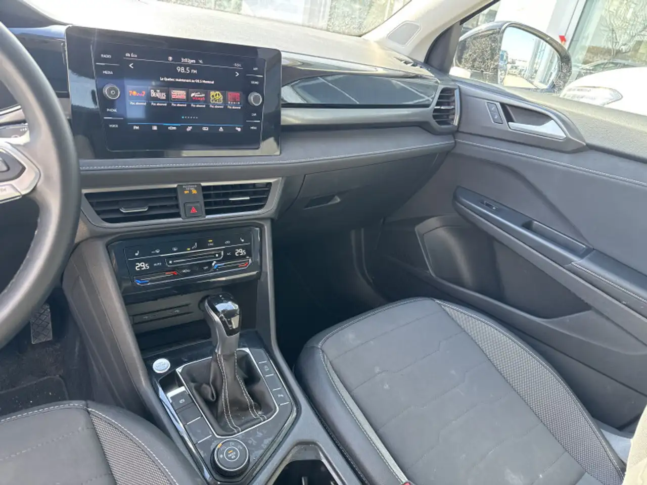 Volkswagen Taos снимка Volkswagen Taos
