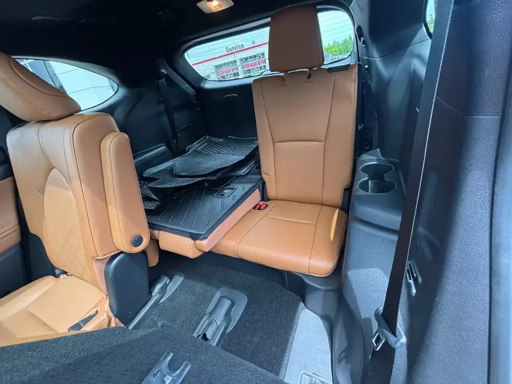 Toyota Highlander снимка Toyota Highlander