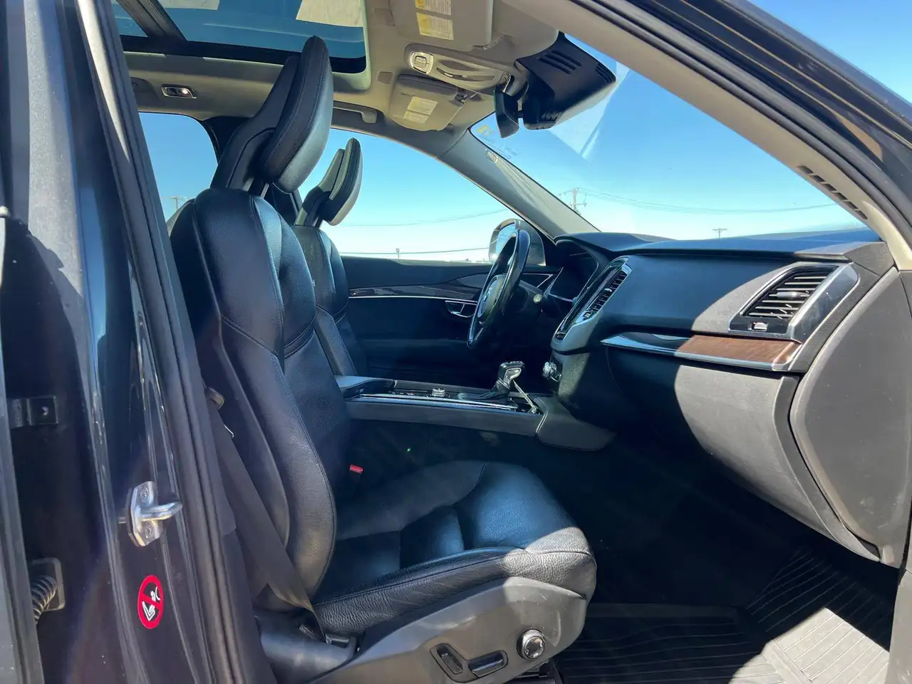 Volvo XC90 снимка Volvo XC90