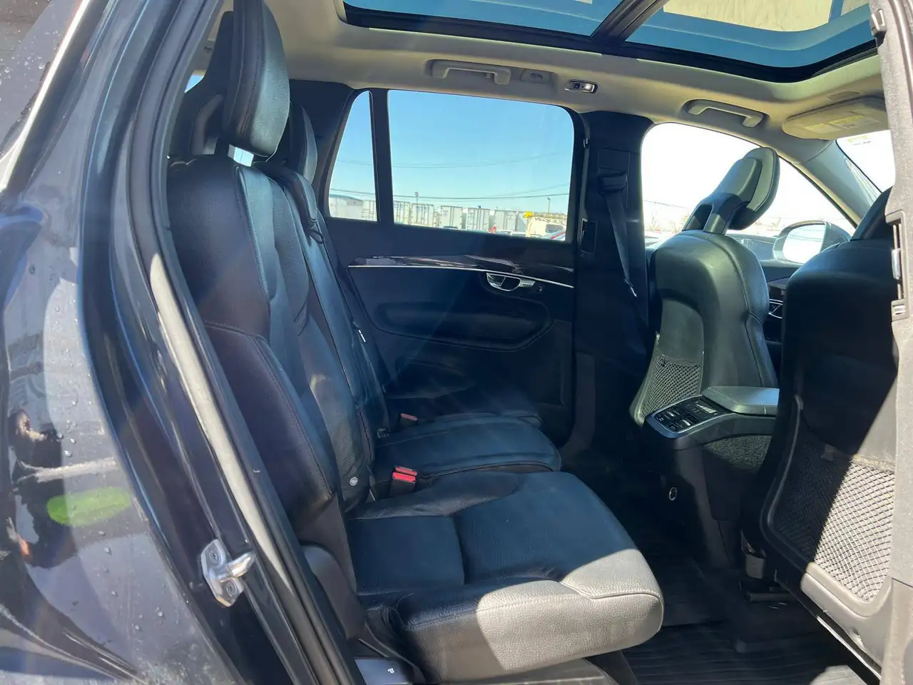 Volvo XC90 снимка Volvo XC90