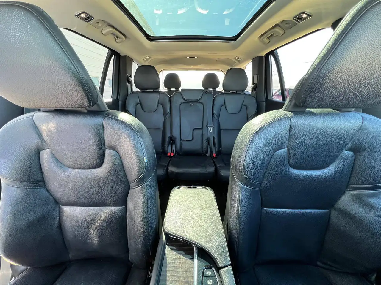 Volvo XC90 снимка Volvo XC90