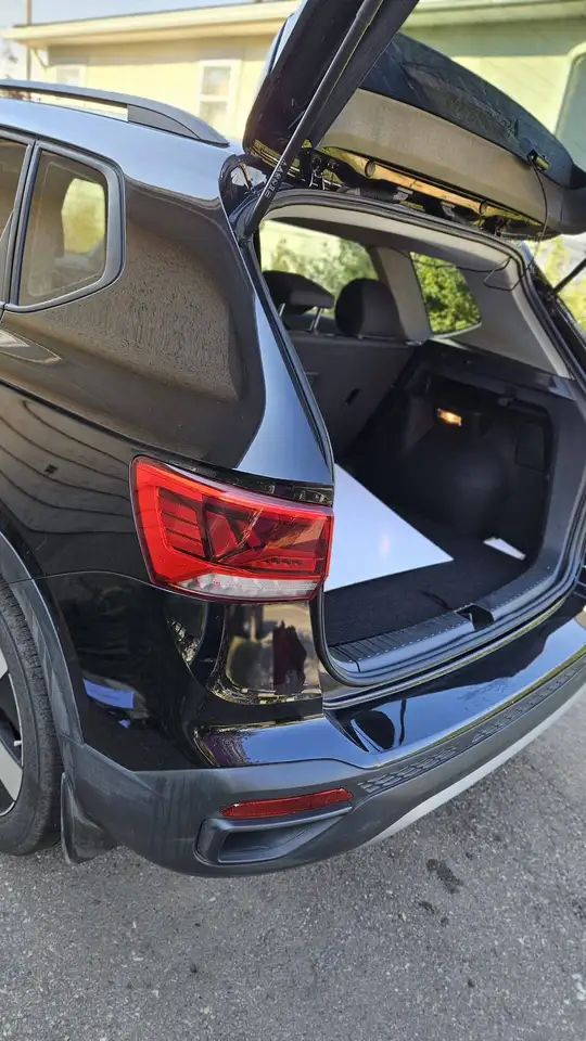 Volkswagen Taos снимка Volkswagen Taos