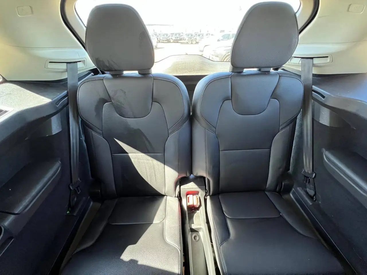 Volvo XC90 снимка Volvo XC90
