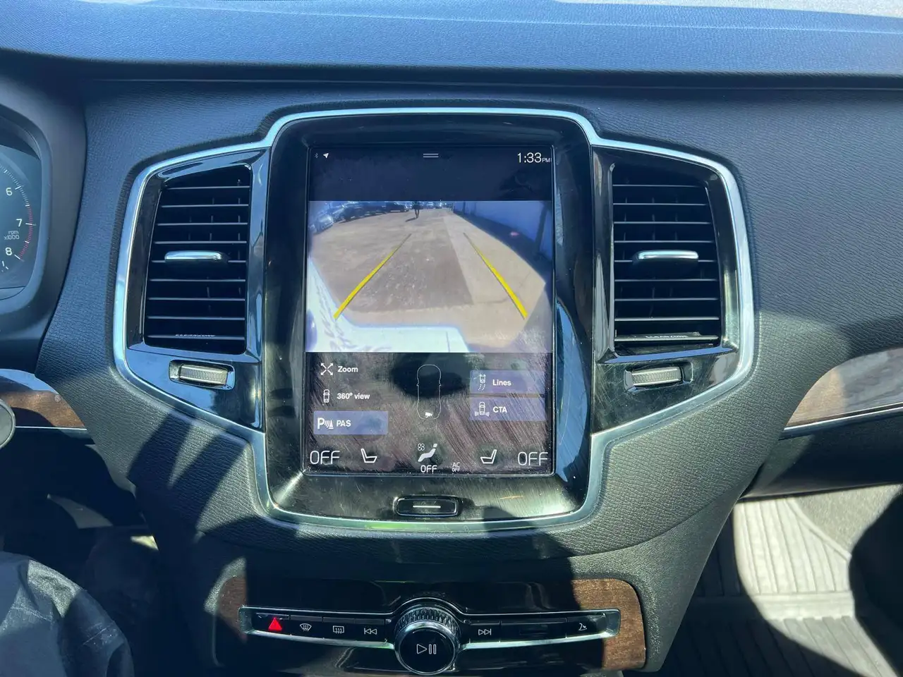 Volvo XC90 снимка Volvo XC90