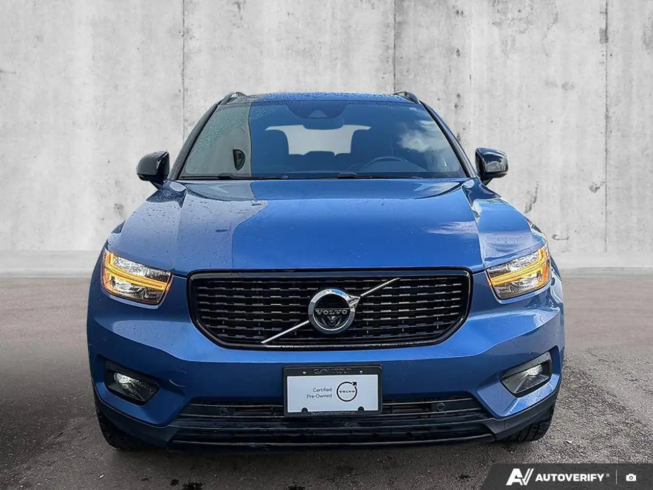 Volvo XC40 photo Volvo XC40