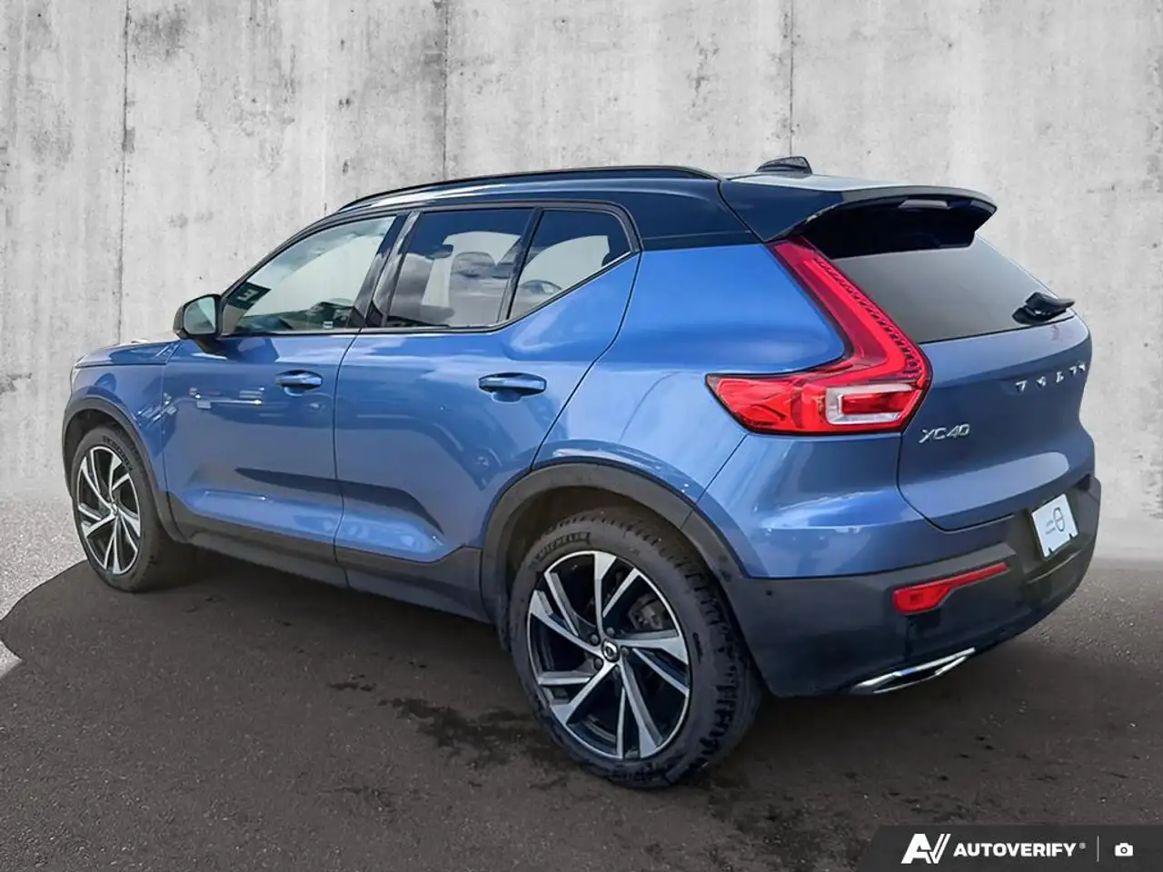 Volvo XC40 photo Volvo XC40