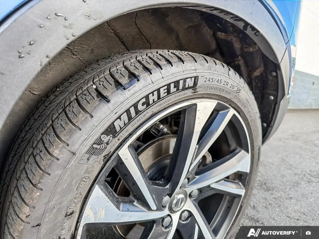 Volvo XC40 photo Volvo XC40
