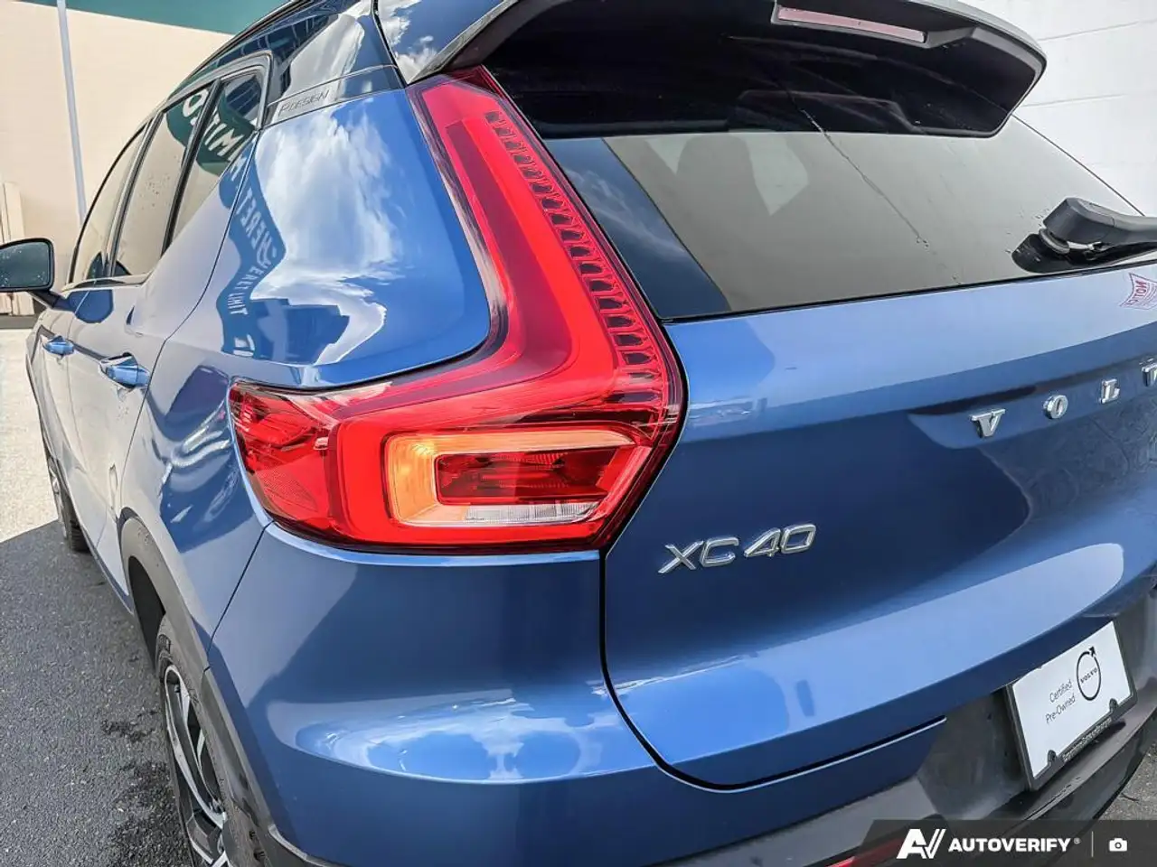 Volvo XC40 photo Volvo XC40