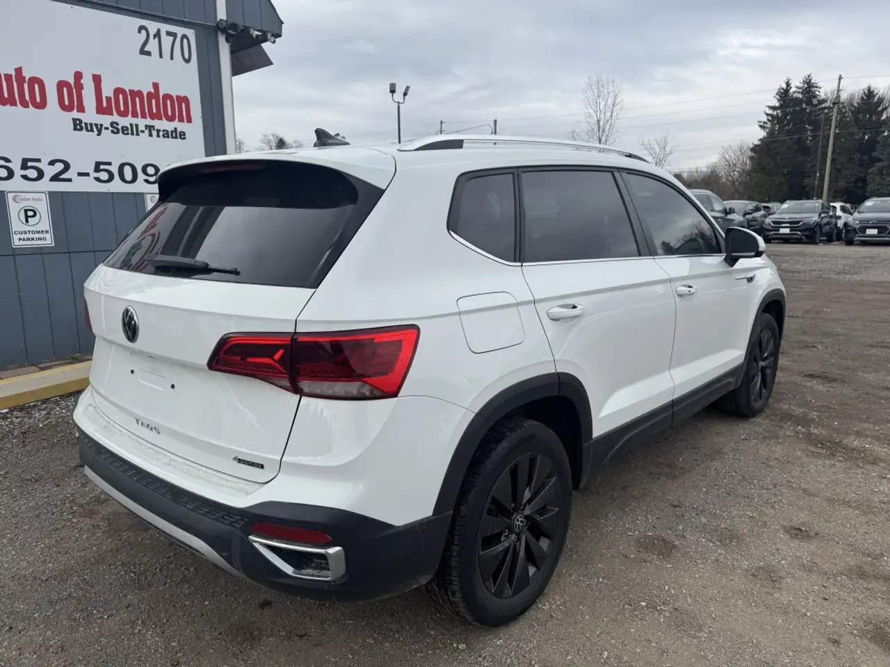 Volkswagen Taos снимка Volkswagen Taos