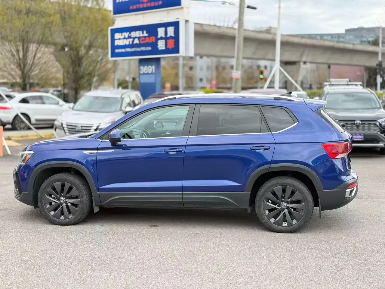 Volkswagen Taos снимка Volkswagen Taos