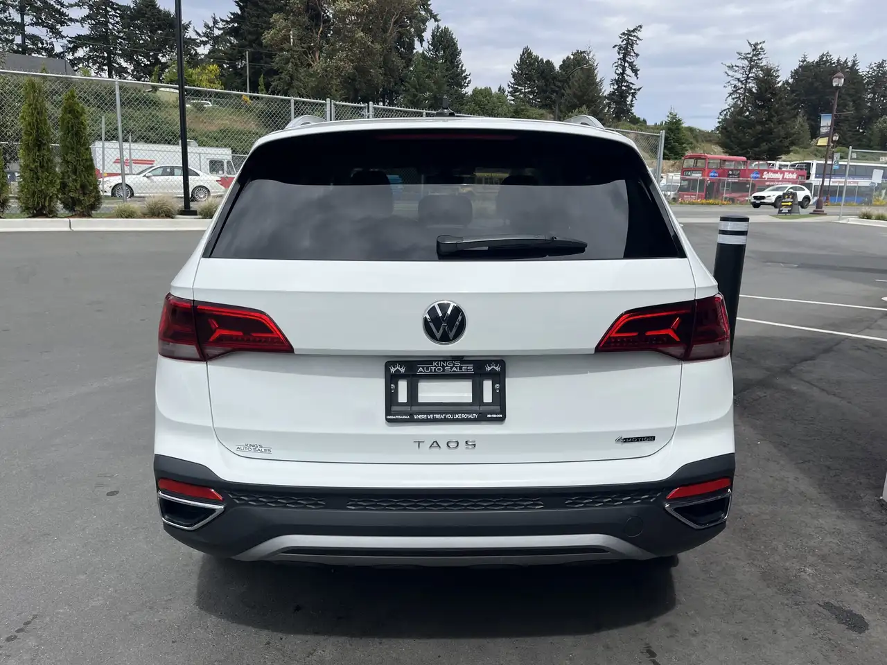 Volkswagen Taos снимка Volkswagen Taos