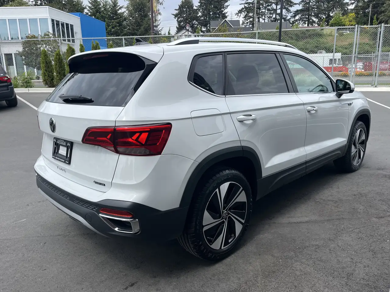 Volkswagen Taos снимка Volkswagen Taos