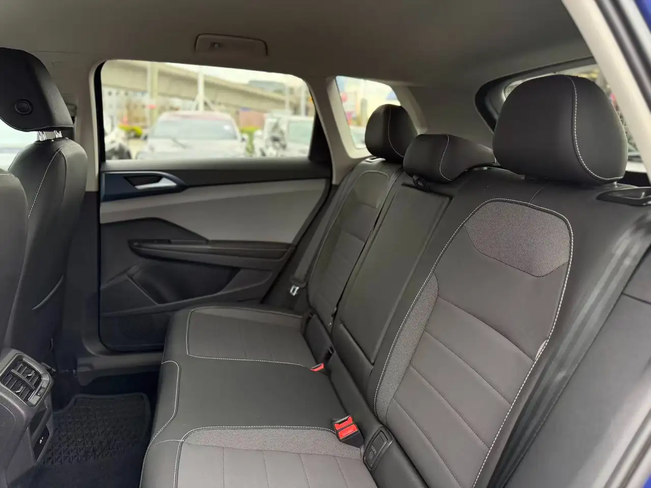 Volkswagen Taos снимка Volkswagen Taos