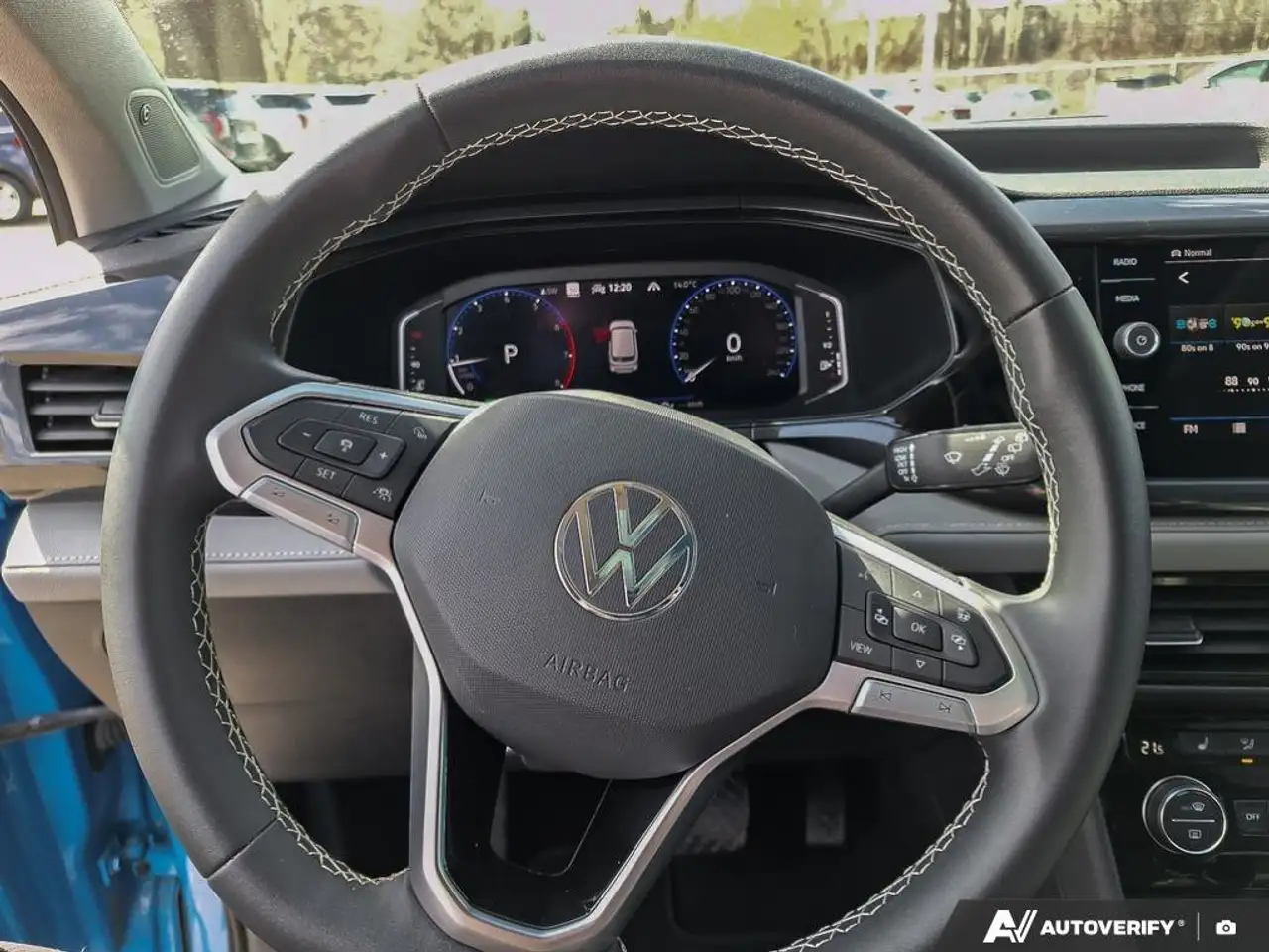 Volkswagen Taos снимка Volkswagen Taos