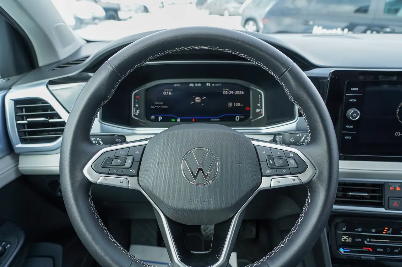 Volkswagen Taos снимка Volkswagen Taos