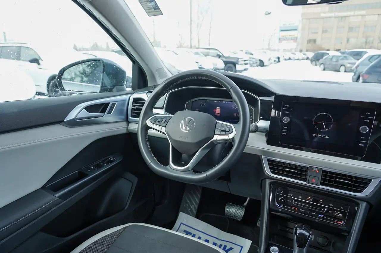 Volkswagen Taos снимка Volkswagen Taos