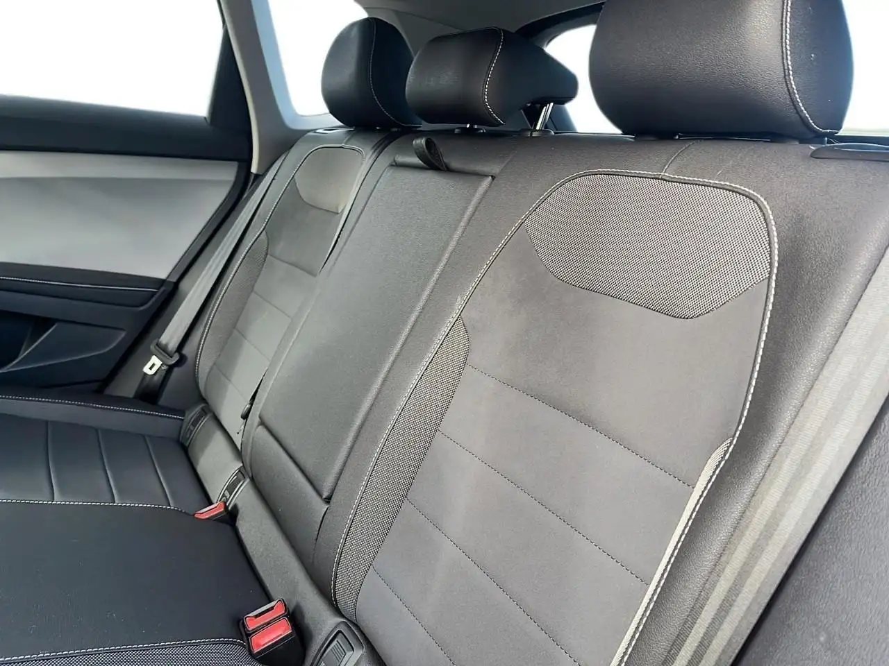 Volkswagen Taos снимка Volkswagen Taos