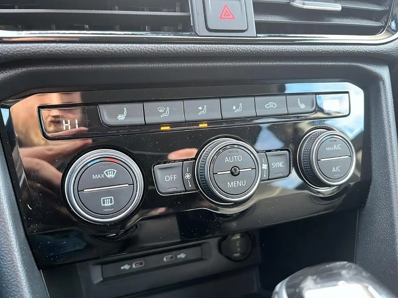 Volkswagen Taos снимка Volkswagen Taos