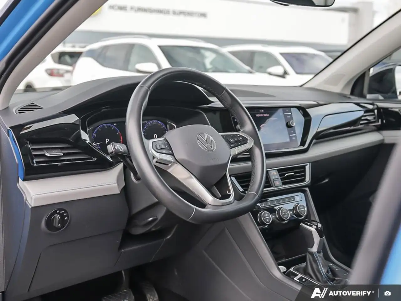Volkswagen Taos снимка Volkswagen Taos