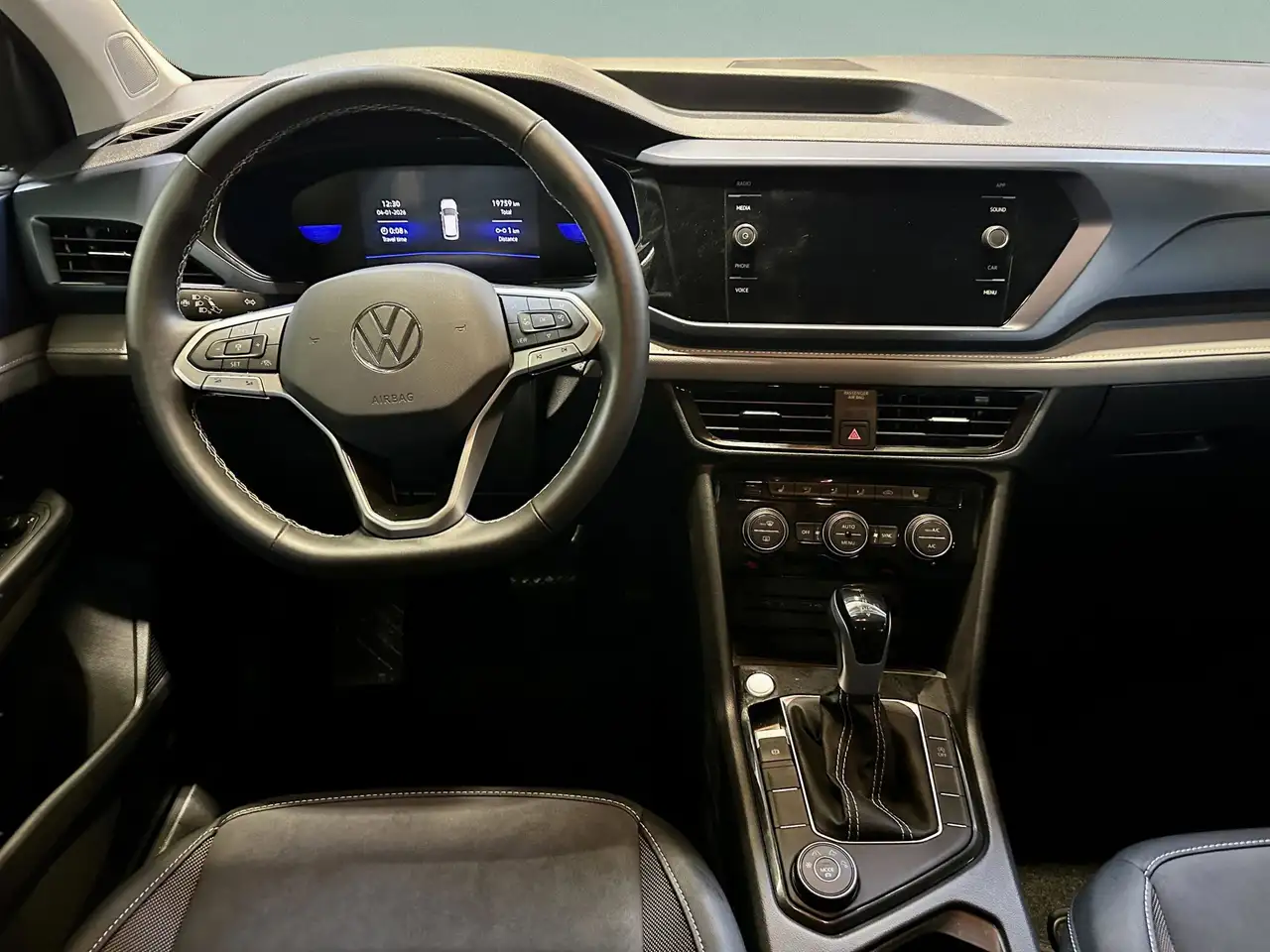 Volkswagen Taos снимка Volkswagen Taos