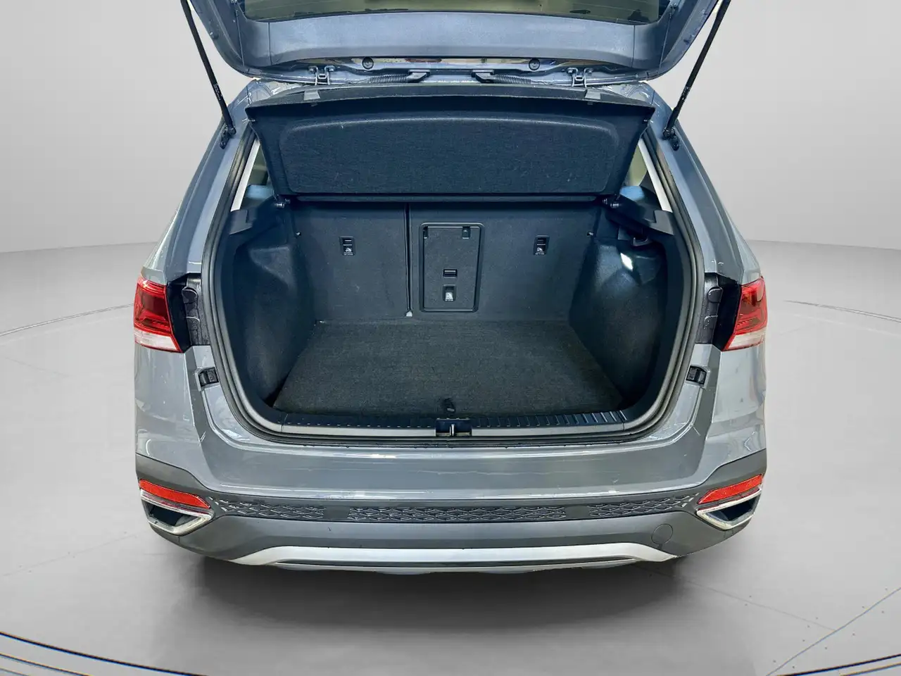 Volkswagen Taos снимка Volkswagen Taos