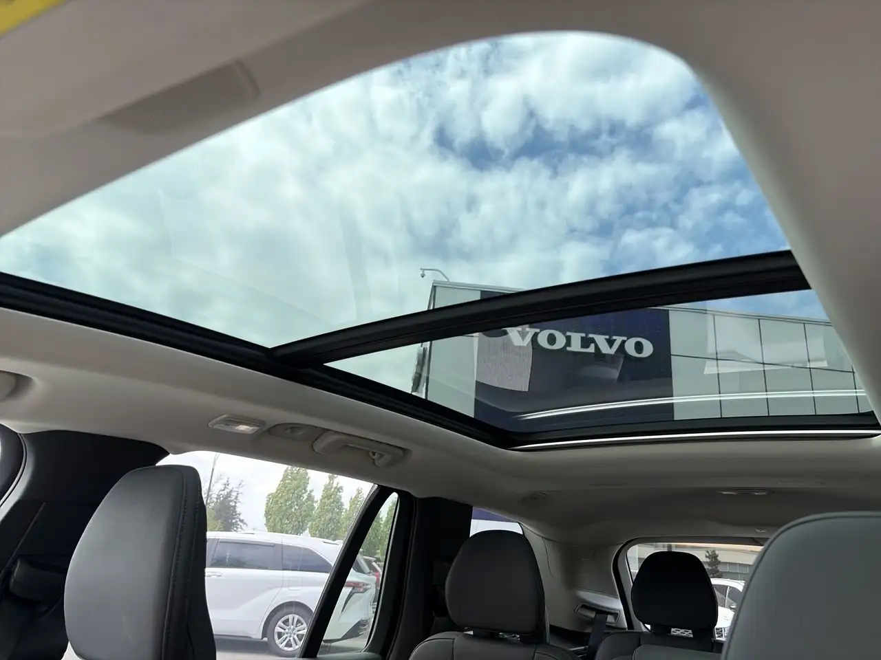 Volvo XC90 снимка Volvo XC90