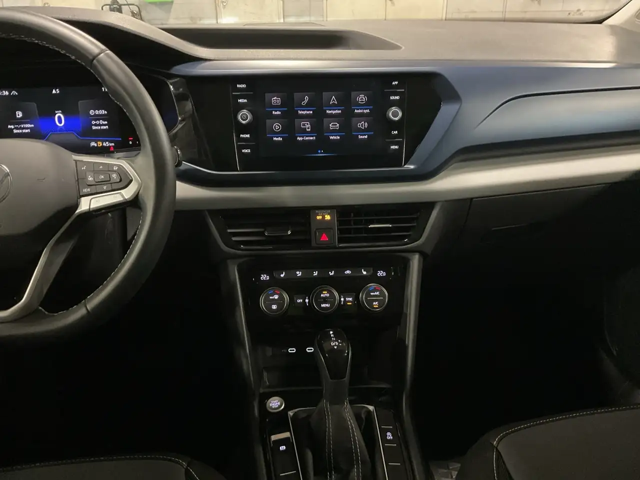 Volkswagen Taos снимка Volkswagen Taos