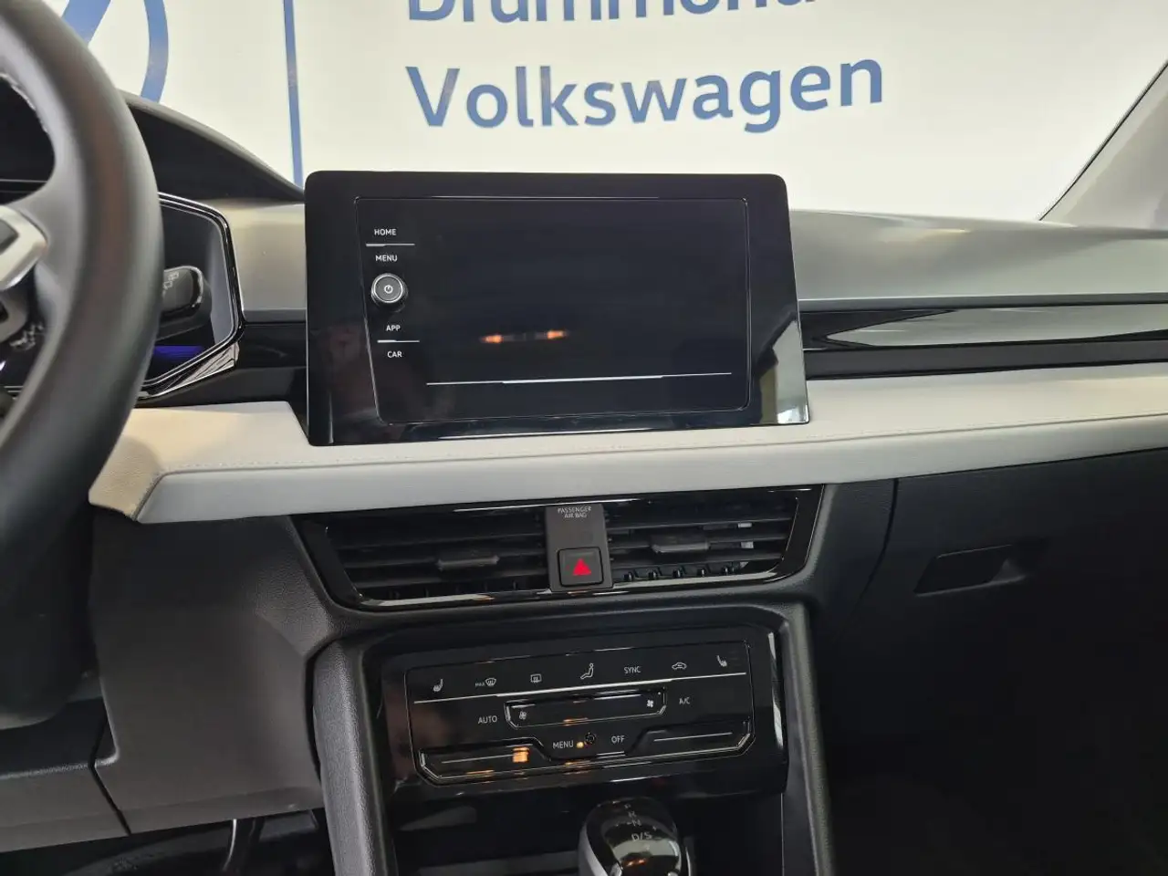 Volkswagen Taos снимка Volkswagen Taos