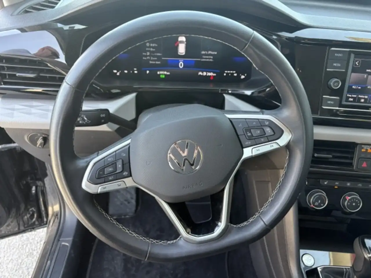 Volkswagen Taos снимка Volkswagen Taos