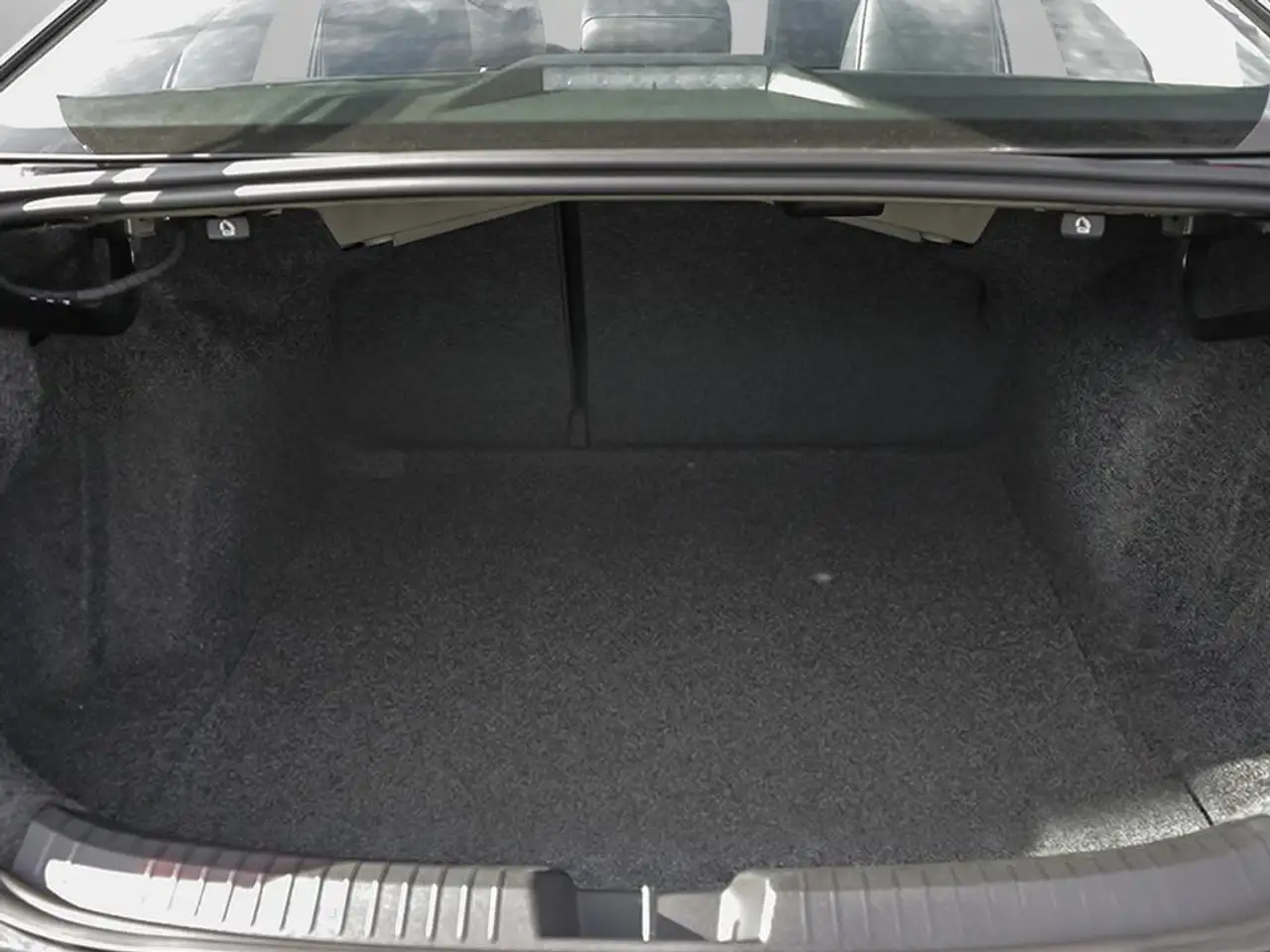 Volkswagen Jetta photo Volkswagen Jetta