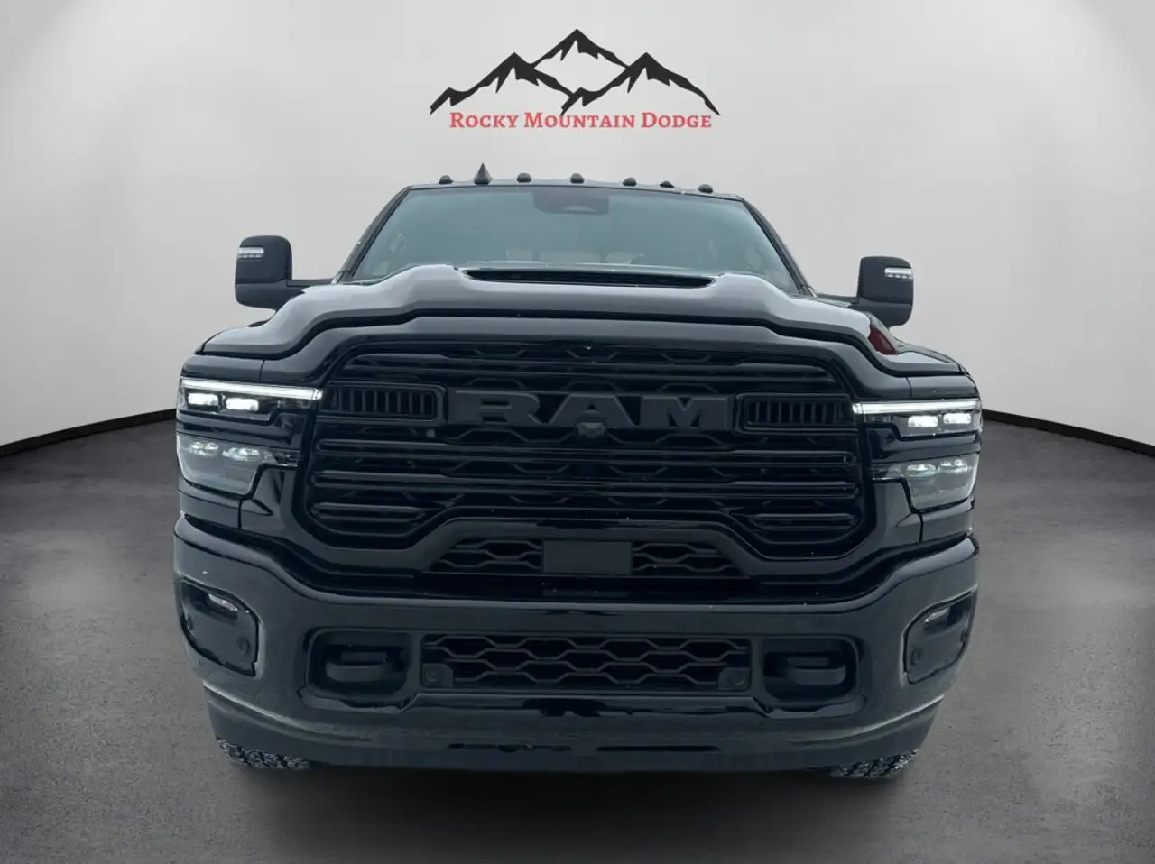 RAM 3500 снимка RAM 3500