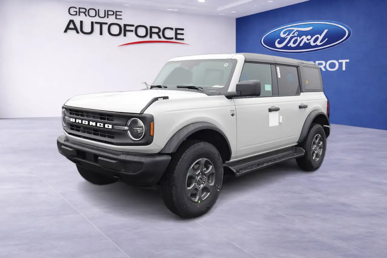 Ford Bronco снимка Ford Bronco
