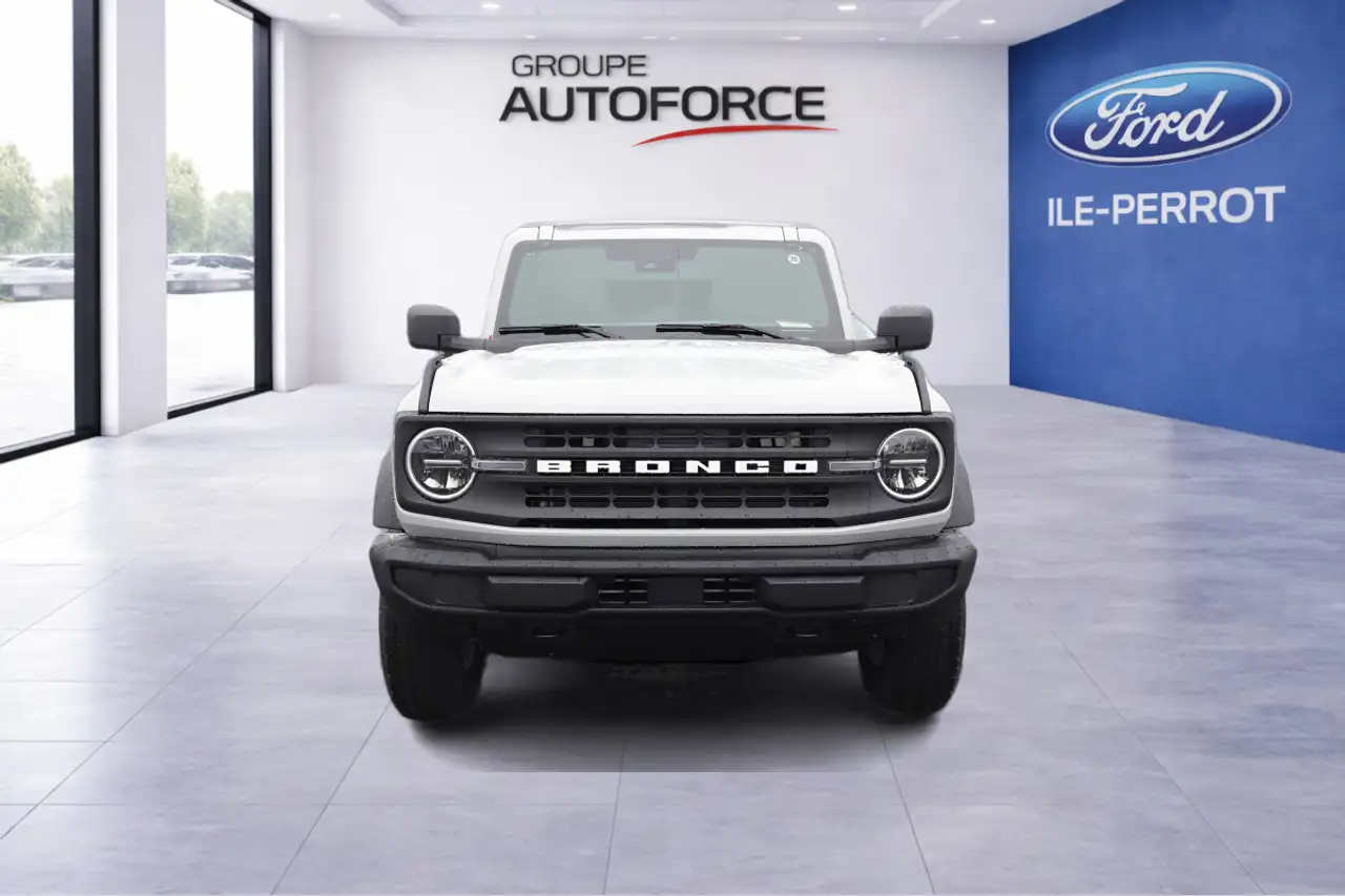 Ford Bronco снимка Ford Bronco
