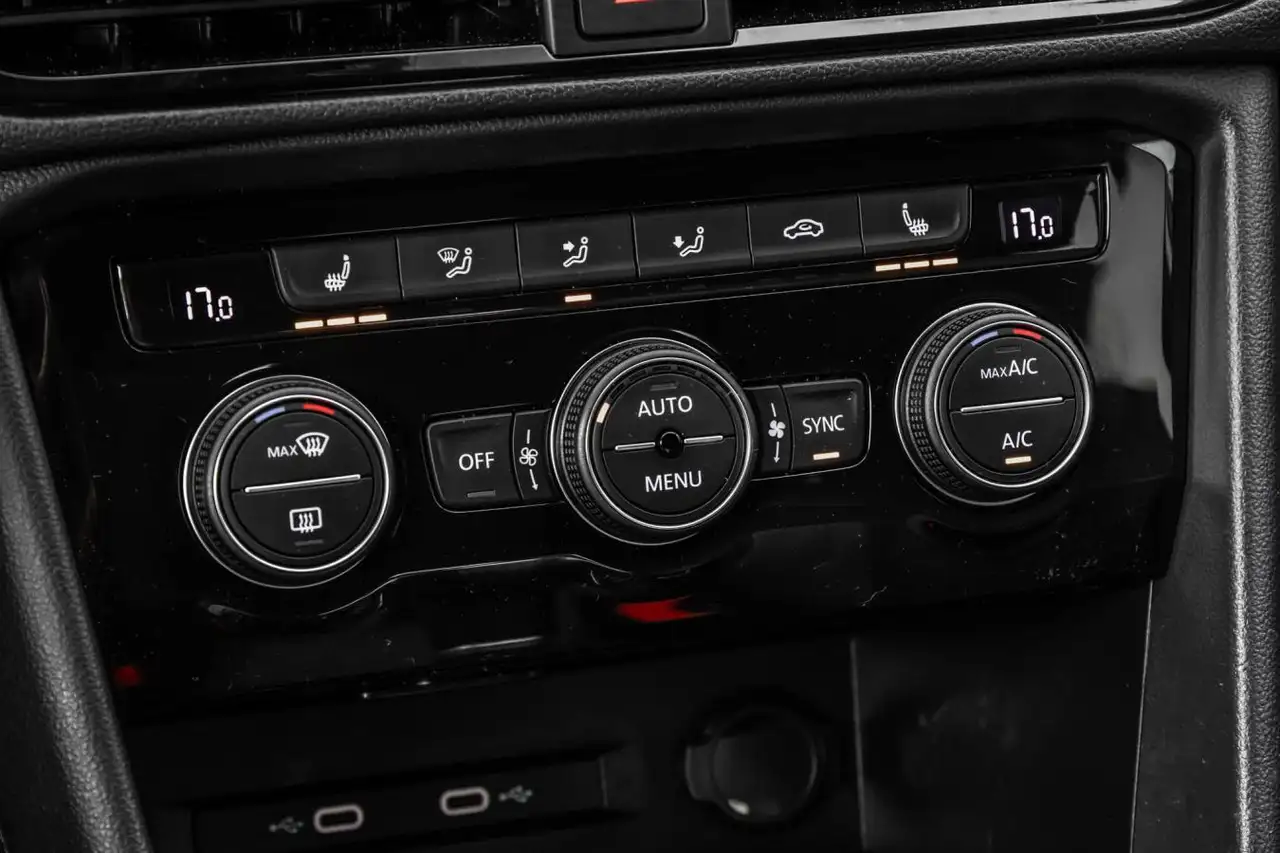 Volkswagen Taos снимка Volkswagen Taos