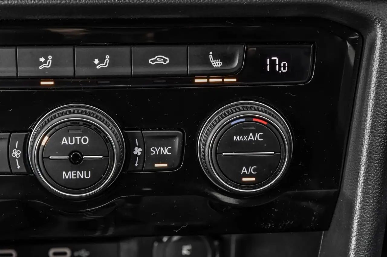 Volkswagen Taos снимка Volkswagen Taos