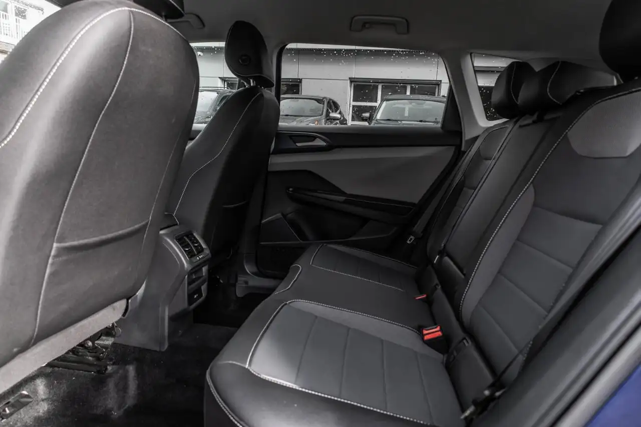 Volkswagen Taos снимка Volkswagen Taos
