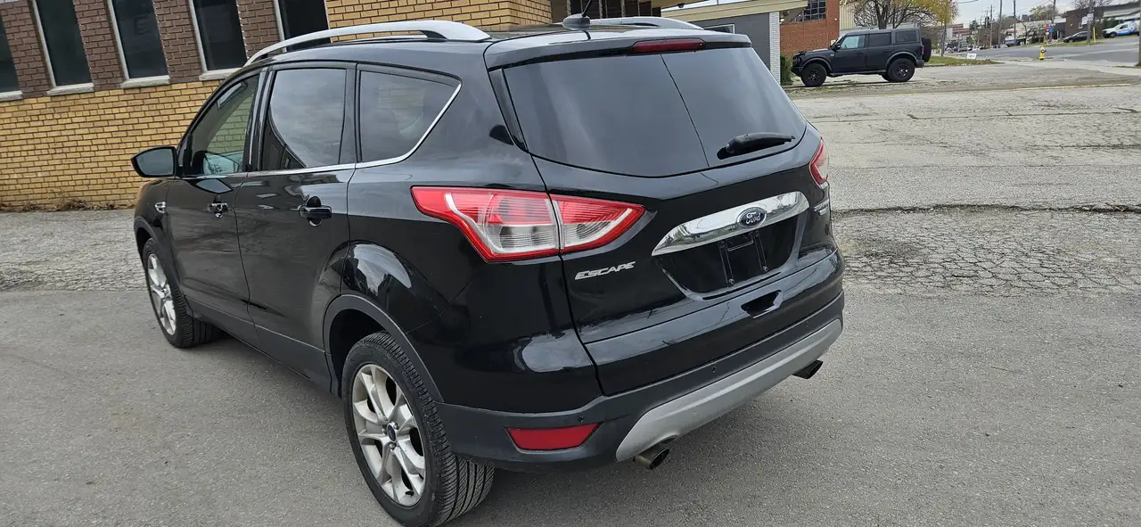 Ford Escape photo Ford Escape