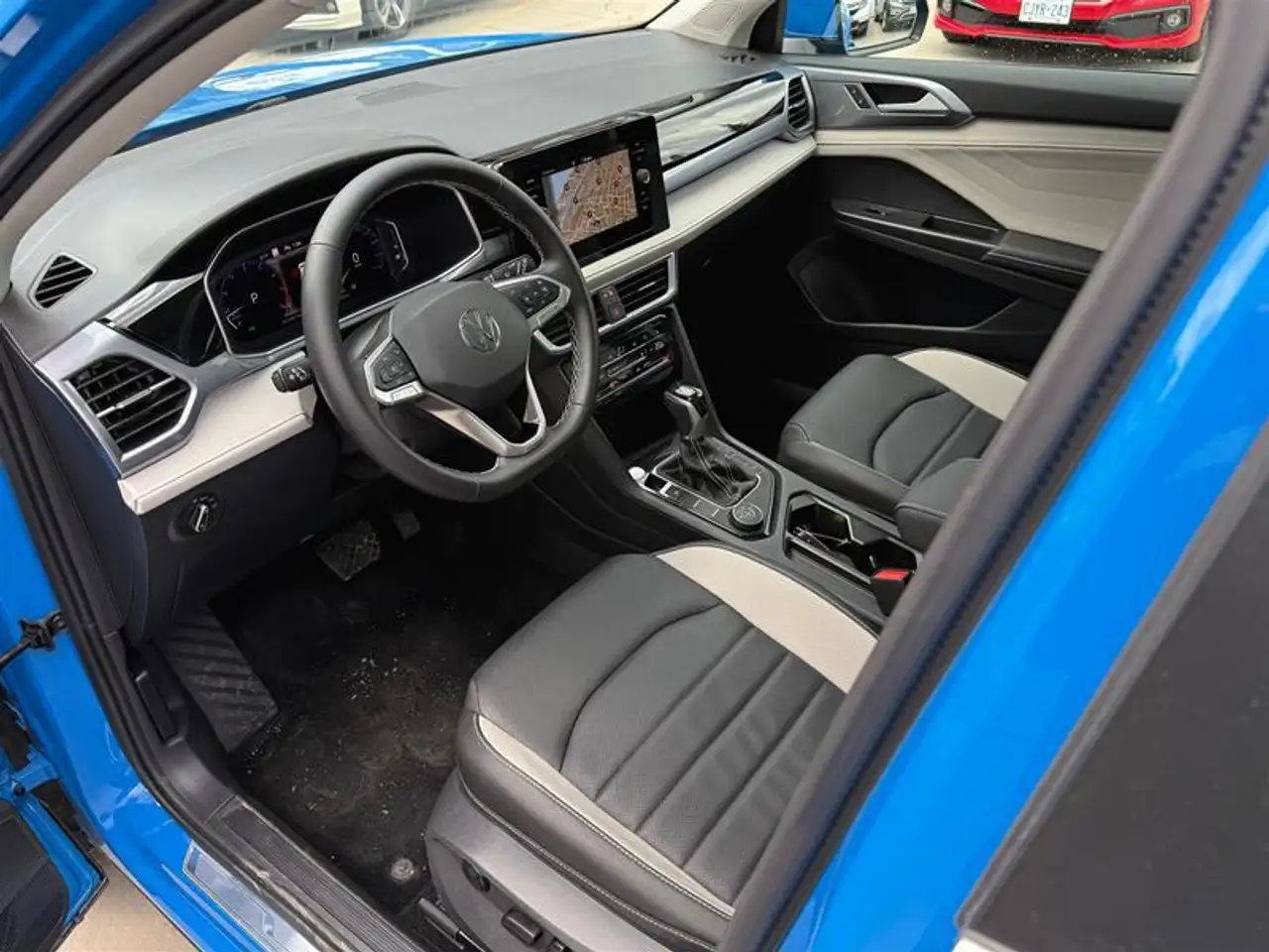 Volkswagen Taos снимка Volkswagen Taos