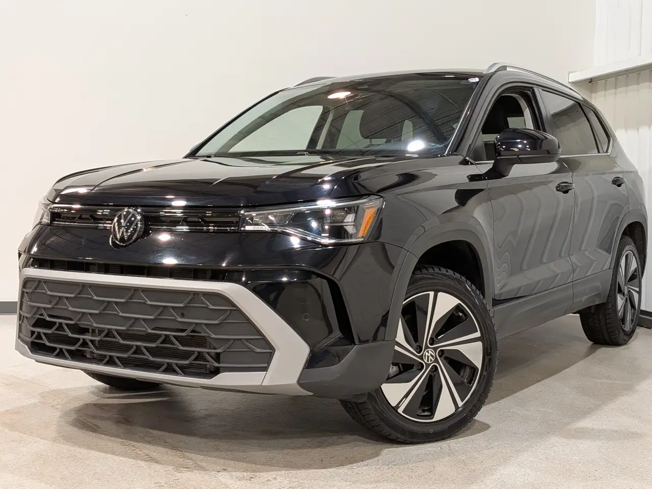 2025 Volkswagen Taos