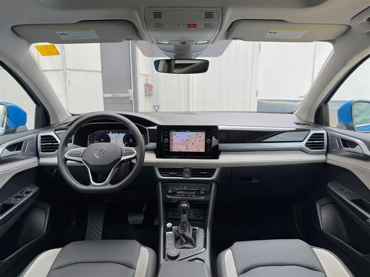 Volkswagen Taos снимка Volkswagen Taos