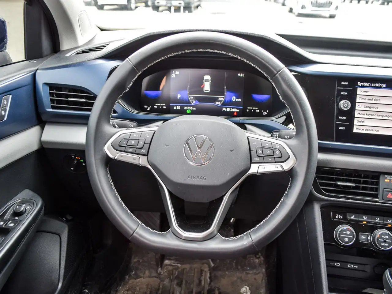 Volkswagen Taos снимка Volkswagen Taos