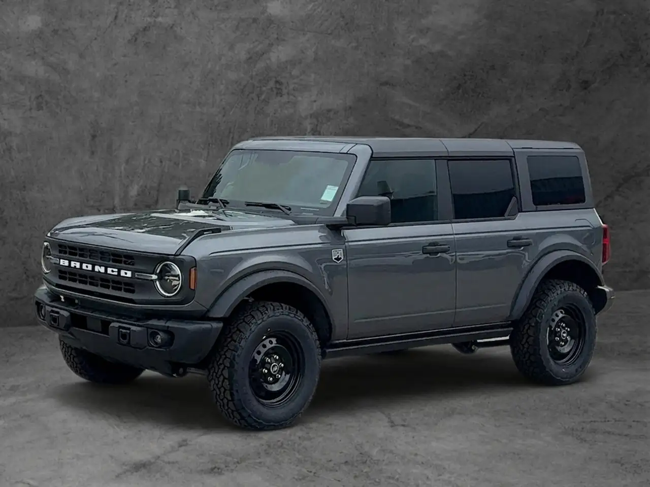 Ford Bronco photo Ford Bronco